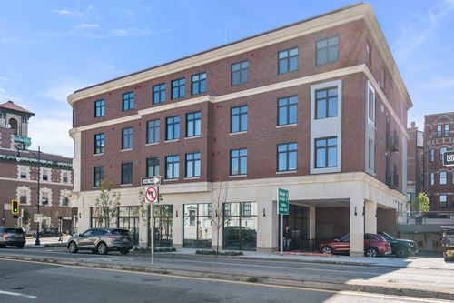 unit-1-69 Walnut St, Brookline, MA, 02445-7257 | Card Image