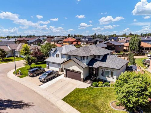 126 S Shore Dr E, Brooks, AB, T1R1M4 | Card Image