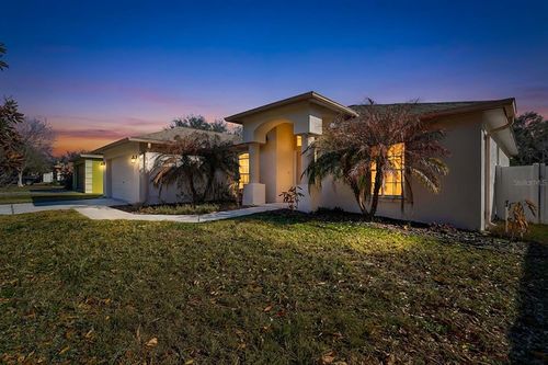 317 Carriage Crossing Cir, BRANDON, FL, 33510-2177 | Card Image