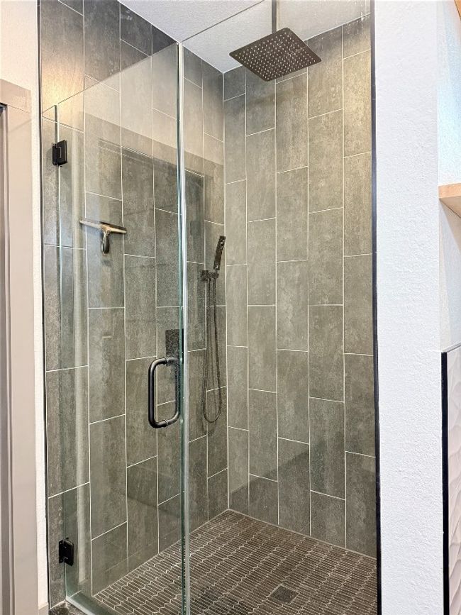 900 Daviot Dr, House other with 3 bedrooms, 2 bathrooms and null parking in Briarcliff TX | Image 20