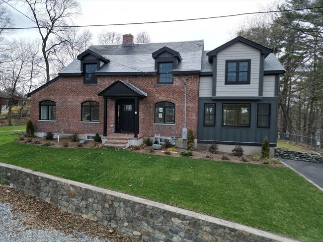 6 Lovis Ave, House other with 4 bedrooms, 3 bathrooms and 6 parking in Wakefield MA | Image 4