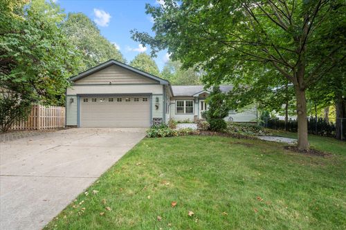 61271 Lenawee Rd, Cassopolis, MI, 49031-9400 | Card Image