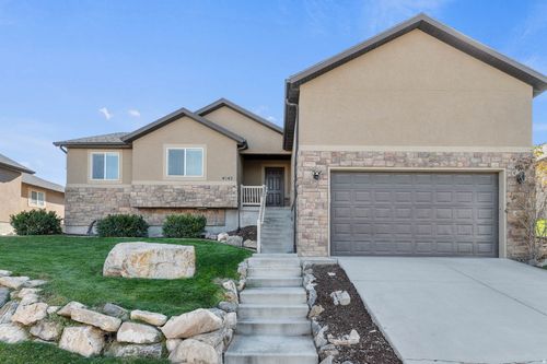 4042 E Yakima Way, Eagle Mountain, UT, 84005-5021 | Card Image
