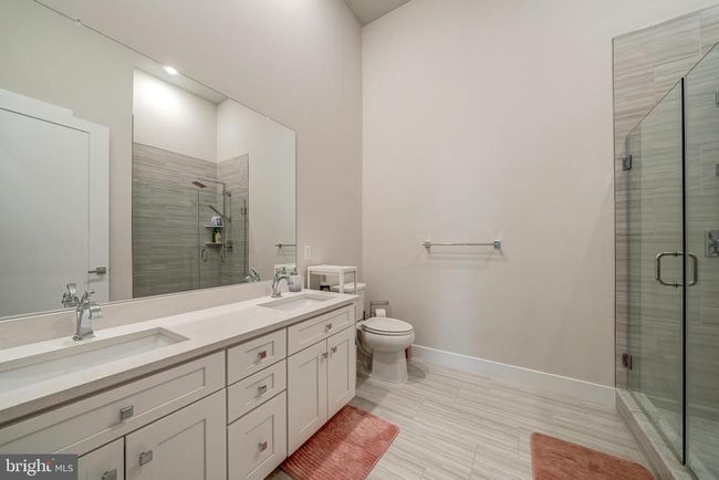 APT-102 - 1761 Old Meadow Rd, Condo with 2 bedrooms, 3 bathrooms and null parking in MCLEAN VA | Image 24
