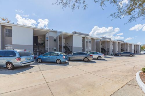 unit-q62a-4513 S Oak Dr, TAMPA, FL, 33611-2560 | Card Image