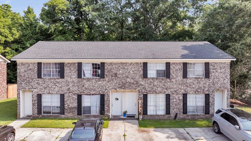 107 Magwood Dr, Summerville, SC, 29485-4631 | Card Image