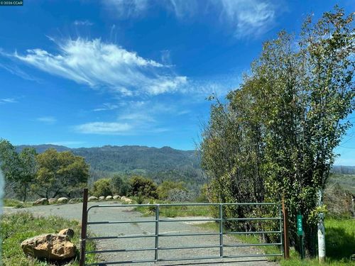 558 Community Hall Ln, Saint Helena, CA, 94574-9737 | Card Image