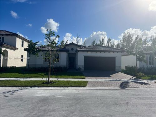 0-2422 Se 30th St, Homestead, FL, 33035-2037 | Card Image