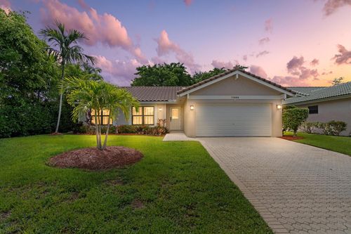 7980 Cloverfield Cir, Boca Raton, FL, 33433-3051 | Card Image