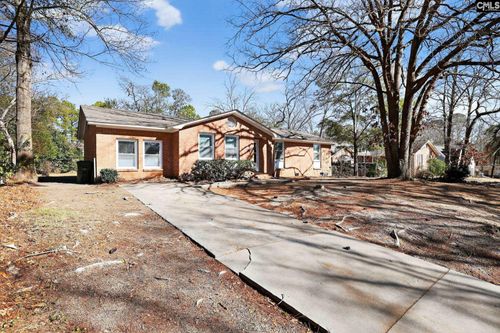 208 Quail Creek Dr, Hopkins, SC, 29061-9426 | Card Image