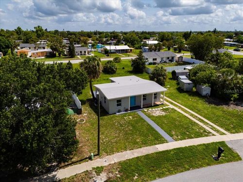 21536 Holdern Ave, PORT CHARLOTTE, FL, 33952-6822 | Card Image