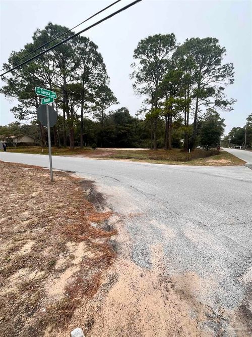 7000blk Webster St, Navarre, FL, 32566-8540 | Card Image