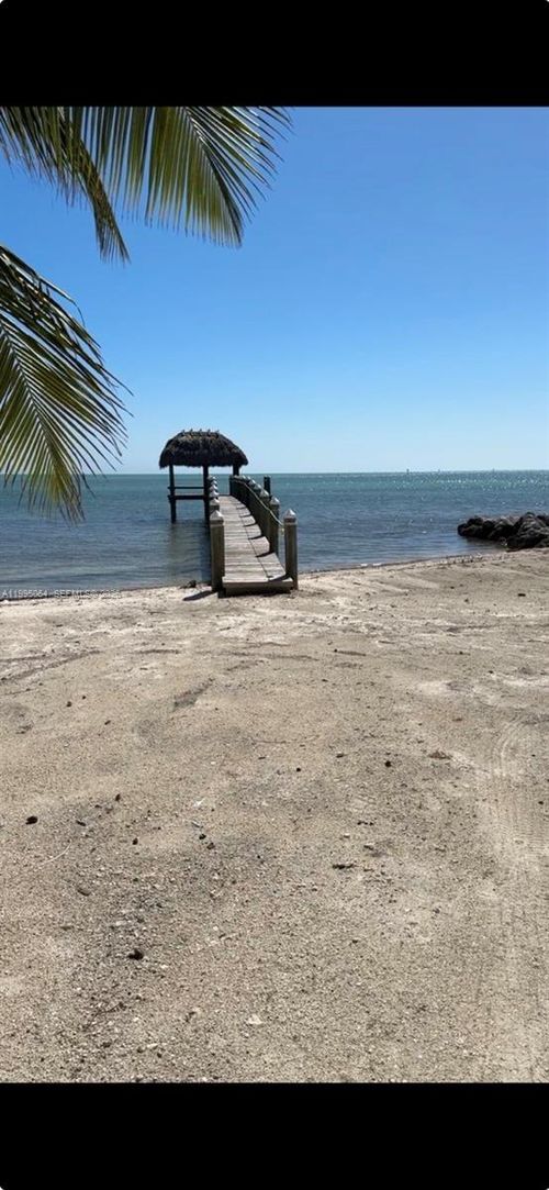 77481 Overseas Hwy, Islamorada, FL, 33036-3806 | Card Image