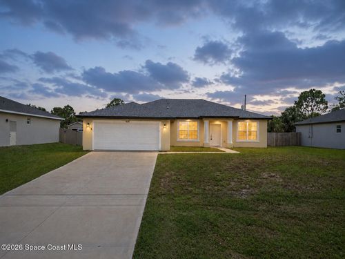 624 Osmosis Dr Sw, PALM BAY, FL, 32908-1429 | Card Image