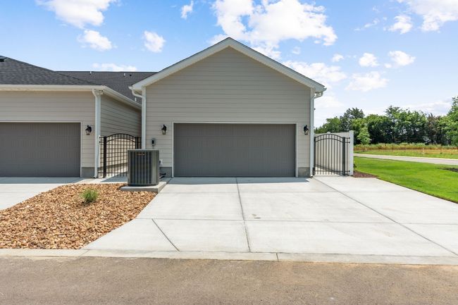H-8 - 5319 Woodhall Ln, Condo with 3 bedrooms, 3 bathrooms and 2 parking in Spring Hill TN | Image 21