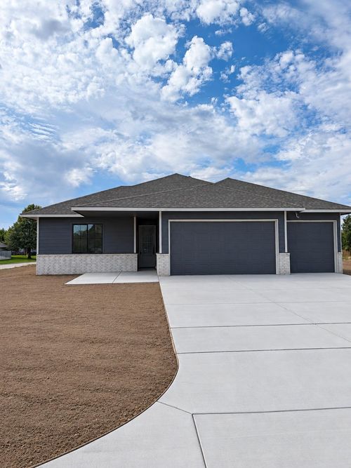 801 N Cedar Downs Cir, Wichita, KS, 67235 | Card Image