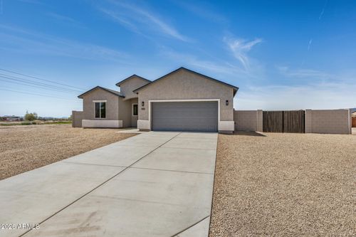 16022 S Naviska Rd, Arizona City, AZ, 85123-6345 | Card Image