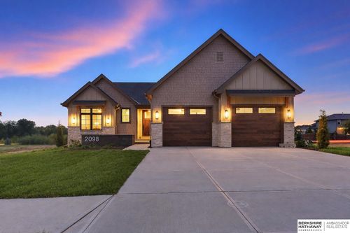 2098 N 182nd Avenue Cir, Elkhorn, NE, 68022-4192 | Card Image