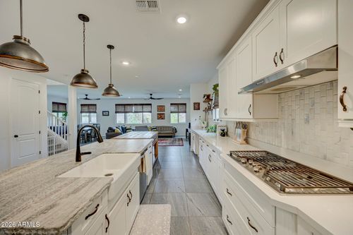 4602 S Flare, Mesa, AZ, 85212-9216 | Card Image