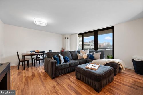 apt-903e-4620 N Park Ave, CHEVY CHASE, MD, 20815-4598 | Card Image
