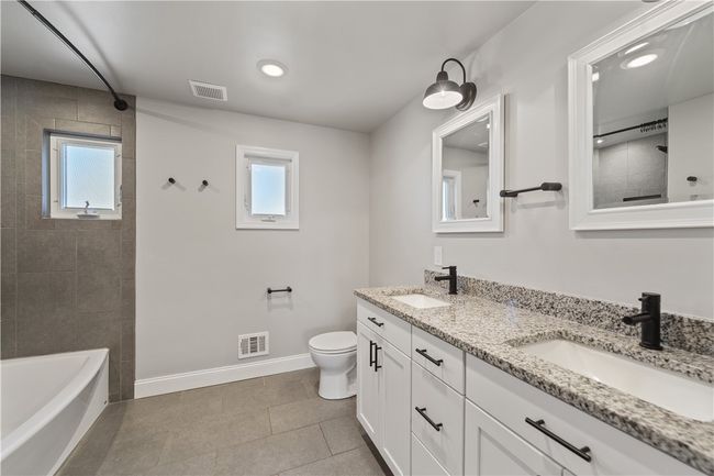 77 Duncan Station Rd, House other with 3 bedrooms, 2 bathrooms and 2 parking in Elizabeth Twp PA | Image 18