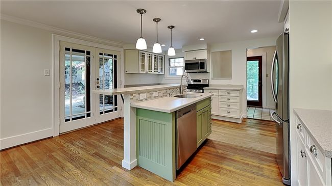 6927 Perrysville Ave, House other with 3 bedrooms, 3 bathrooms and 2 parking in Ben Avon PA | Image 6
