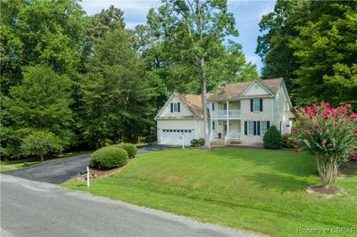 69 Riverboat Lane, House other with 3 bedrooms, 3 bathrooms and null parking in Hartfield VA | Image 2