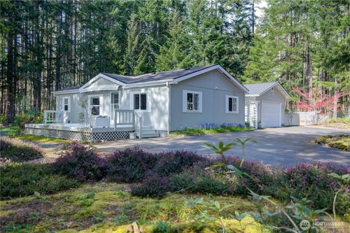 51 N Silver Ln N, Hoodsport, WA, 98548-5112 | Card Image