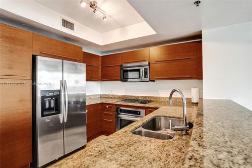 apt-605s-2681 N Flamingo Rd, Sunrise, FL, 33323-1763 | Card Image