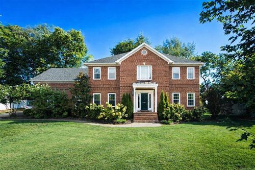 957 Threewood Cir, Bowling Green, KY, 42103-2480 | Card Image