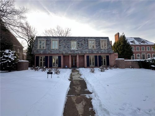 800 Amberson Ave, Shadyside, PA, 15232-2102 | Card Image