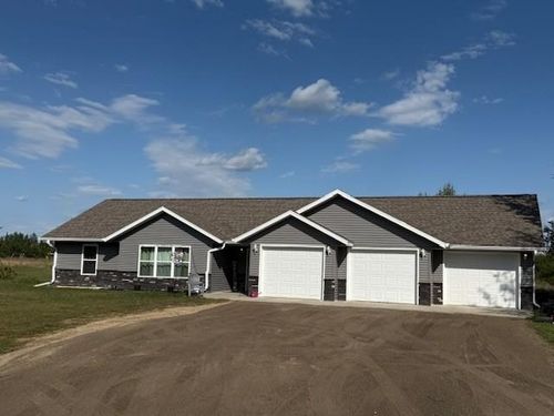 8140 Eckles Rd Nw, Bemidji, MN, 56601-8556 | Card Image