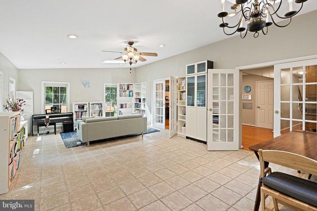 9220 Burnetta Dr, House other with 4 bedrooms, 4 bathrooms and null parking in ANNANDALE VA | Image 29