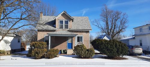 {{alt}} | Card Image