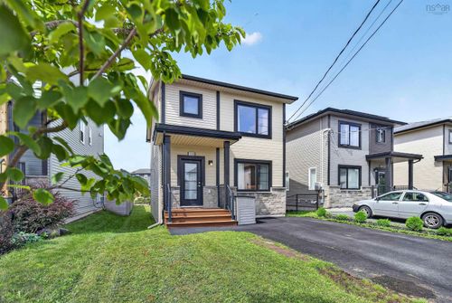 185 Titanium Cres, Halifax, NS, B3P0J3 | Card Image