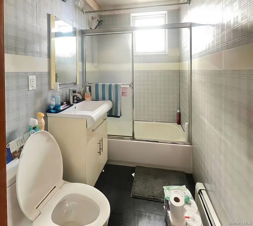 5d-7177 159th St, Fresh Meadows, NY, 11365-4573 | Card Image