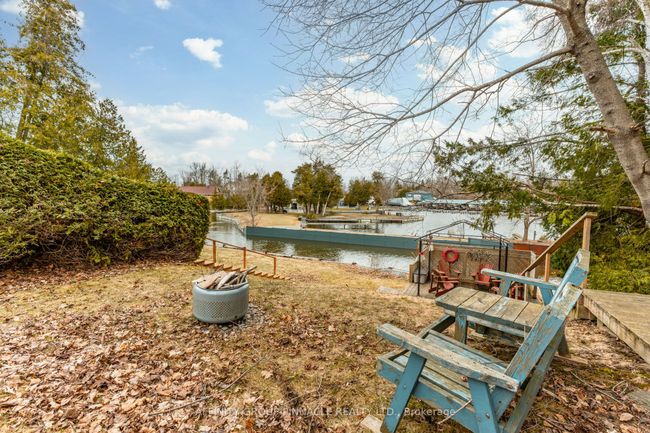 88 Simcoe St, House other with 3 bedrooms, 3 bathrooms and 4 parking in Beaverton ON | Image 4