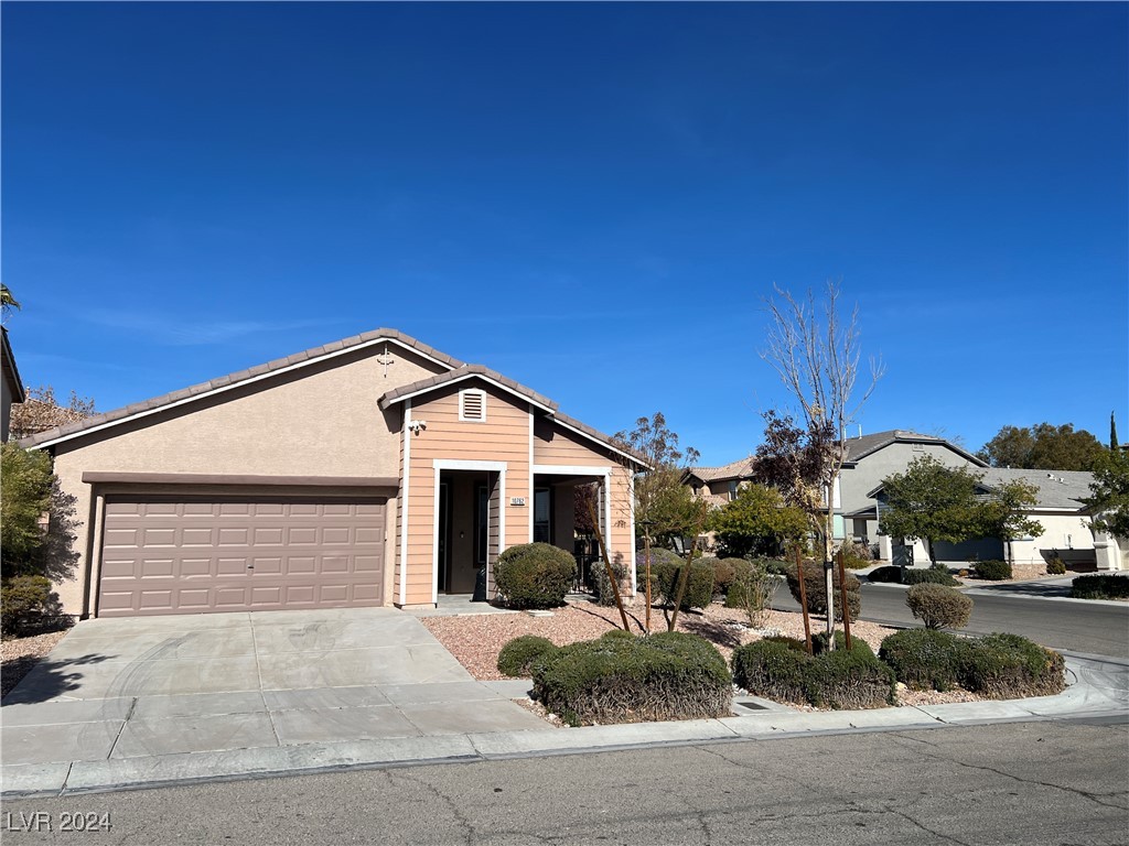 Flame Vine Ct, Las Vegas, NV 89135