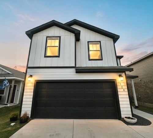 104 Hellfighters Way, Jarrell, TX, 76537-0804 | Card Image