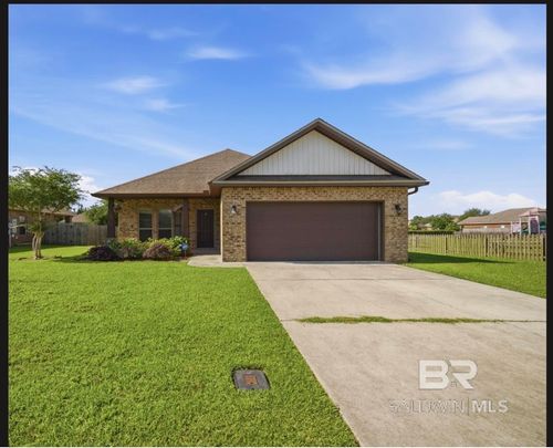 9368 Mcqueen Dr, Fairhope, AL, 36532-4081 | Card Image