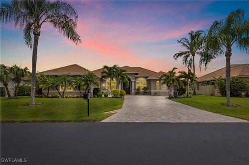 28411 Del Lago Way, BONITA SPRINGS, FL, 34135 | Card Image