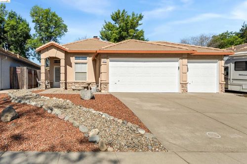 6013 Bach Ct, Citrus Heights, CA, 95621-1405 | Card Image