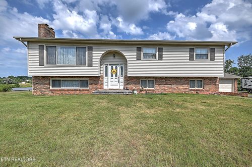 709 N Sherbrooke Cir, Mount Carmel, TN, 37645-4047 | Card Image