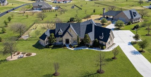 301 Rustic View Ln, Aledo, TX, 76008-1219 | Card Image