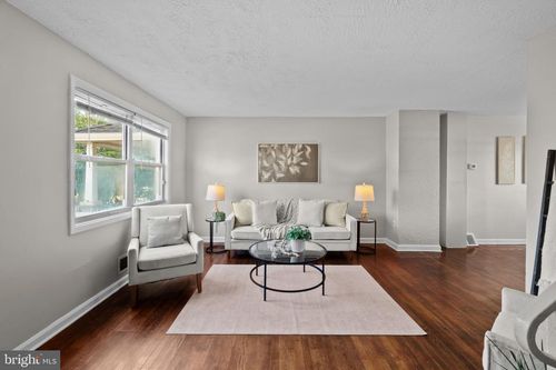 136 Bladen Rd, BALTIMORE, MD, 21221-3723 | Card Image