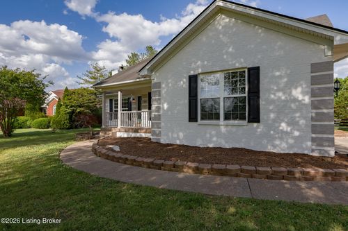 110 Jade Dr, Shepherdsville, KY, 40165-9165 | Card Image