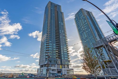 703-660 Quayside Dr, New Westminster, BC, V3M0P1 | Card Image