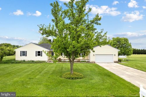 6 Melissa Ln, PILESGROVE, NJ, 08098-2705 | Card Image