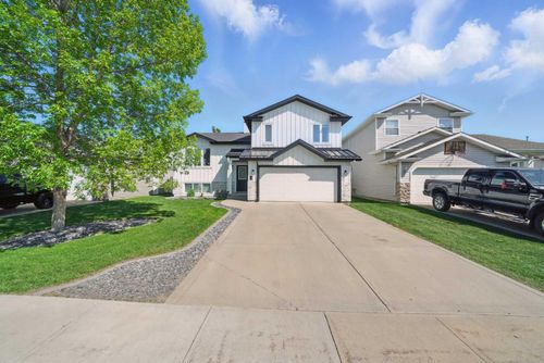111 Reichley Street, Red Deer, AB, T4P3X8 | Card Image
