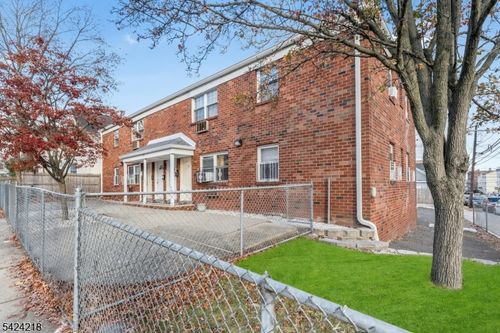 337 Madison Ave, Paterson, NJ, 07524-2626 | Card Image